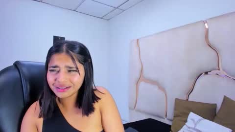 Snapshot of miahsex69 chatting on October 31, 2025, 4:02 am miahsex69 online show from October 31, 2025, 4:02 am