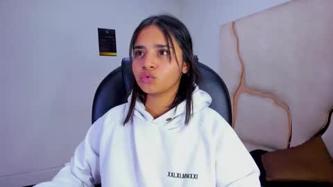 Snapshot of miahsex69 chatting on November 25, 2025, 6:46 am miahsex69 online show from November 25, 2025, 6:46 am