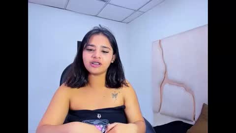 Snapshot of miahsex69 chatting on November 30, 2025, 3:21 am miahsex69 online show from November 30, 2025, 3:21 am