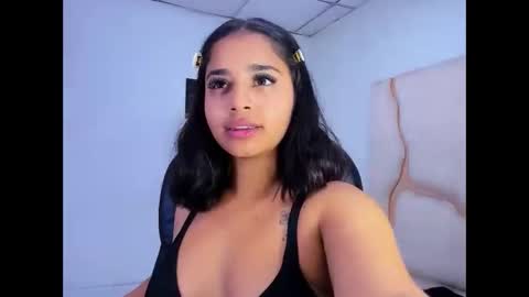 Snapshot of miahsex69 chatting on December 2, 2025, 2:28 am miahsex69 online show from December 2, 2025, 2:28 am