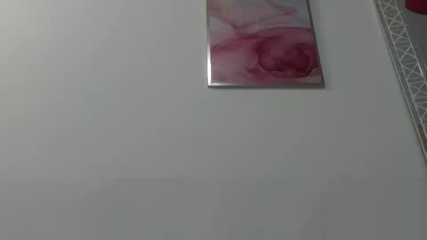 miajhonsonx online show from June 7, 2026, 3:16 pm