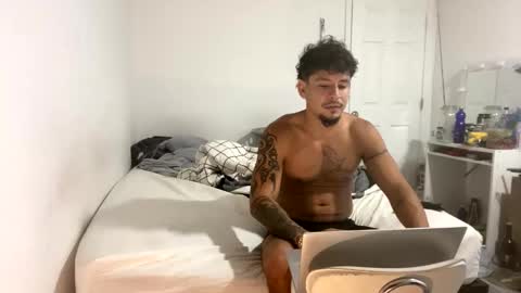 miamiclos1 online show from February 27, 2026, 6:57 am