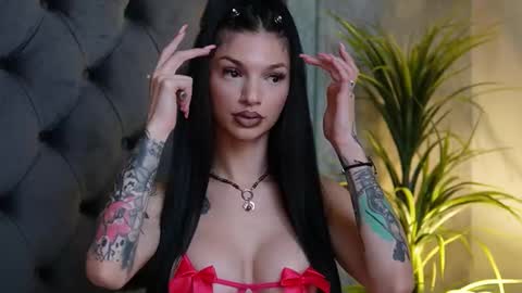  Miami  online show from September 11, 2025, 6:41 pm