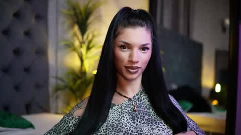  Miami  online show from October 20, 2025, 6:19 pm