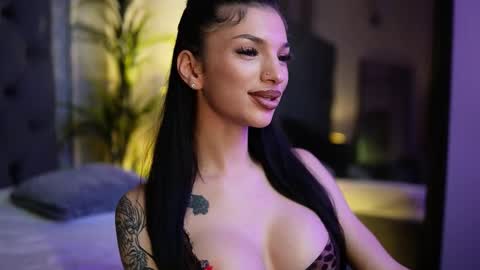  Miami  online show from December 5, 2025, 5:31 pm