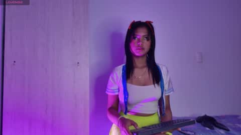 Mia Miller online show from November 8, 2025, 12:00 am