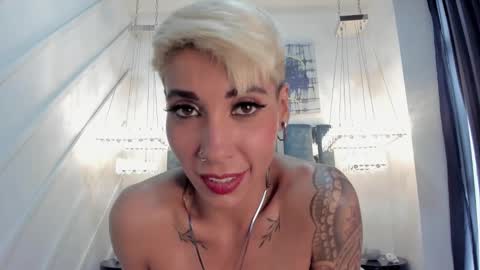 Mia Morgann online show from December 28, 2024, 6:08 pm