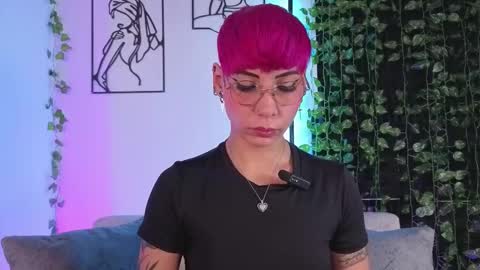 Mia Morgann online show from February 13, 2026, 2:57 pm