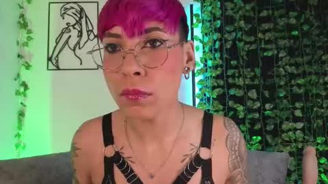 Mia Morgann online show from February 26, 2026, 2:49 pm