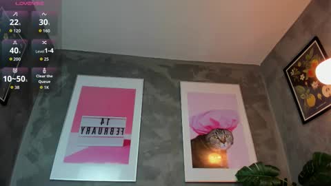 Mia online show from January 7, 2026, 7:38 pm