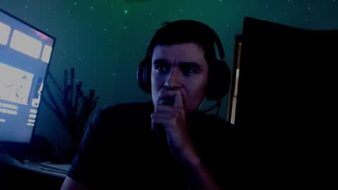 Snapshot of miaou_miaou chatting on January 9, 2025, 5:22 pm miaou_miaou online show from January 9, 2025, 5:22 pm