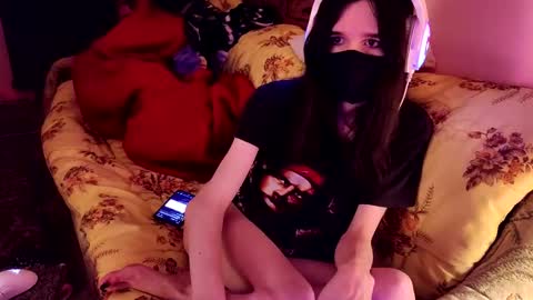 Snapshot of miaowhowl chatting on January 20, 2025, 1:11 pm Kristien online show from January 20, 2025, 1:11 pm