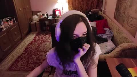 Snapshot of miaowhowl chatting on October 31, 2025, 5:58 pm Kristien online show from October 31, 2025, 5:58 pm