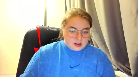 miapisa online show from October 16, 2025, 3:02 pm