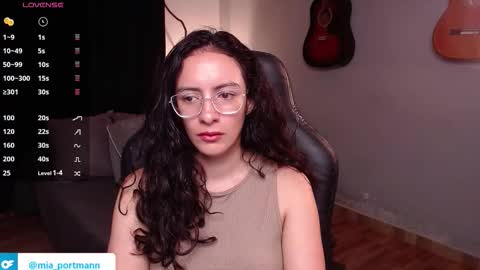 MIAPORTMANN online show from January 15, 2026, 9:14 am