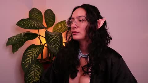 Snapshot of miaportman chatting on May 24, 2026, 9:14 am MIAPORTMANN online show from May 24, 2026, 9:14 am
