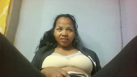 miarii online show from October 30, 2025, 5:31 am