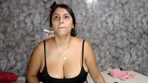 Snapshot of miarouse1531 chatting on July 7, 2026, 7:34 am miarouse1531 online show from July 7, 2026, 7:34 am
