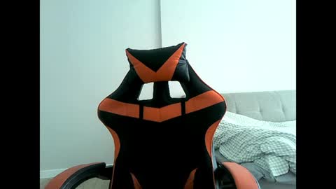 MiaSavageQueen online show from June 24, 2026, 11:42 am