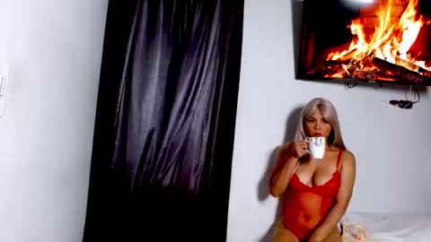 miasexy_latin online show from April 9, 2026, 9:58 am