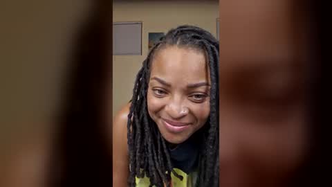 miasmiles21 online show from June 24, 2026, 6:34 am