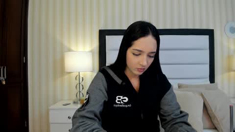 Mia Sweetth online show from February 1, 2025, 11:32 am