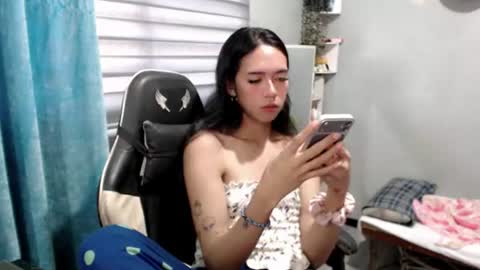 Mia online show from June 24, 2026, 9:58 pm