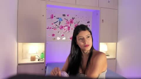 Snapshot of miaturnerr_ chatting on April 11, 2026, 11:47 am miaturnerr_ online show from April 11, 2026, 11:47 am