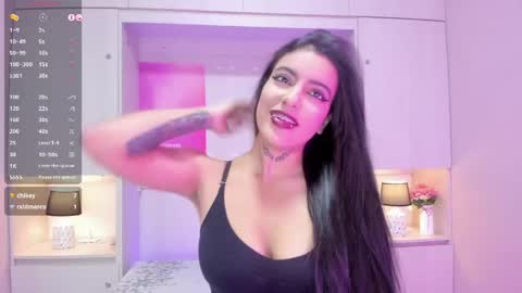 Snapshot of miaturnerr_ chatting on May 2, 2026, 4:06 am miaturnerr_ online show from May 2, 2026, 4:06 am