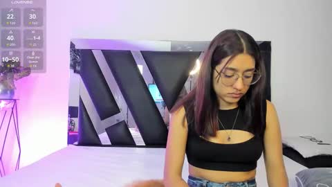 MiaIron online show from March 30, 2026, 12:50 pm