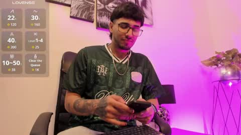 Snapshot of miayiron chatting on April 28, 2026, 12:32 pm MiaIron online show from April 28, 2026, 12:32 pm