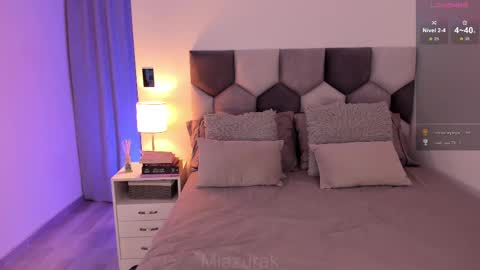 THE BEST LOVRS antonio flatlastifoundyoulautrebleudrpapaolu donnie lbsunkown1804 online show from February 12, 2025, 4:12 am