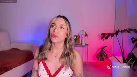         online show from November 30, 2025, 11:09 pm