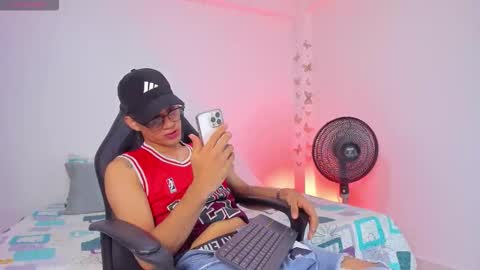 Snapshot of michael_jordan_xxx chatting on October 23, 2025, 9:02 pm JORDAN online show from October 23, 2025, 9:02 pm