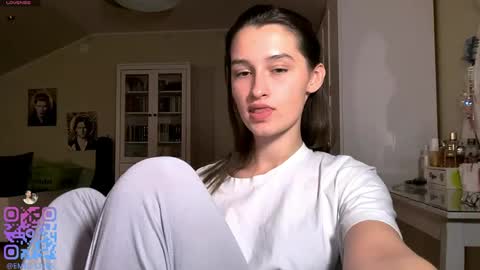 Emily online show from April 3, 2026, 4:49 pm