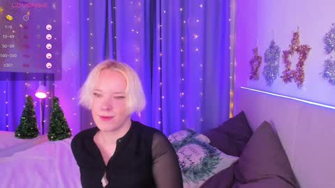 Snapshot of michael_swan chatting on December 8, 2024, 8:30 am Michel online show from December 8, 2024, 8:30 am