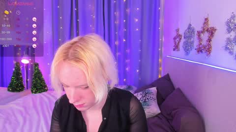 Snapshot of michael_swan chatting on December 8, 2024, 2:41 pm Michel online show from December 8, 2024, 2:41 pm