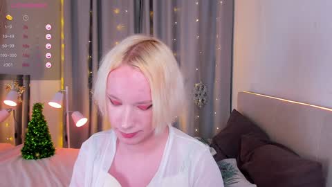 Snapshot of michael_swan chatting on December 15, 2024, 12:28 pm Michel online show from December 15, 2024, 12:28 pm