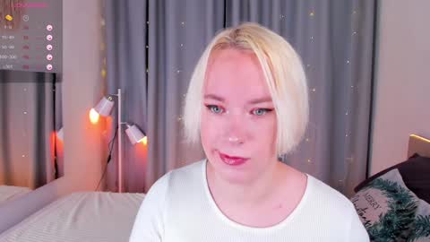 Snapshot of michael_swan chatting on January 14, 2025, 3:47 pm Michel online show from January 14, 2025, 3:47 pm