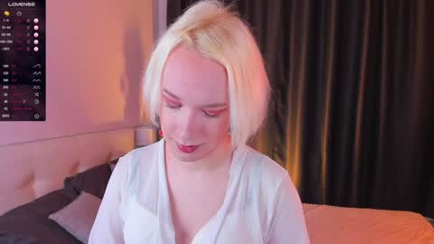 Snapshot of michael_swan chatting on January 19, 2025, 6:20 am Michel online show from January 19, 2025, 6:20 am