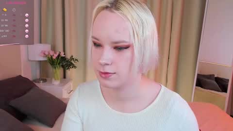 Snapshot of michael_swan chatting on February 9, 2025, 5:50 am Michel online show from February 9, 2025, 5:50 am