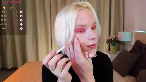 Snapshot of michael_swan chatting on March 2, 2025, 6:16 am Michel online show from March 2, 2025, 6:16 am