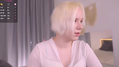 Snapshot of michael_swan chatting on March 7, 2025, 8:45 am Michel online show from March 7, 2025, 8:45 am