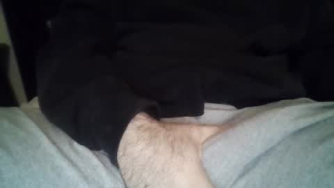 Snapshot of michaelc1214 chatting on October 28, 2025, 4:05 am michaelc1214 online show from October 28, 2025, 4:05 am