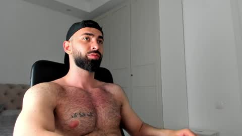 MichaelEvansx online show from March 29, 2026, 8:31 pm