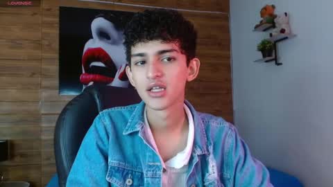 michaelkoiv online show from November 30, 2025, 12:20 pm