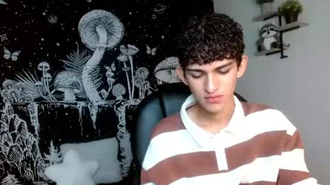 Snapshot of michaelkoiv chatting on July 7, 2026, 11:36 am michaelkoiv online show from July 7, 2026, 11:36 am