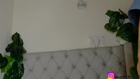 melannie   follow my new page online show from November 10, 2025, 8:57 am