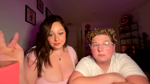 michelebussexx online show from October 10, 2025, 3:27 am