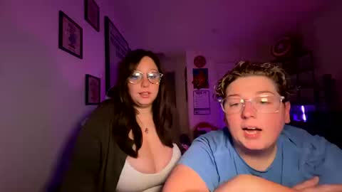 michelebussexx online show from October 11, 2025, 3:28 am